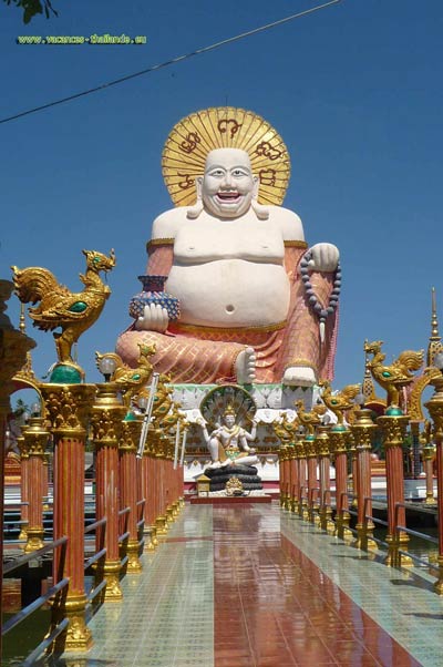 photo 17 English beautiful Buddha temples 10 minutes from the rented house on Koh Samui 400